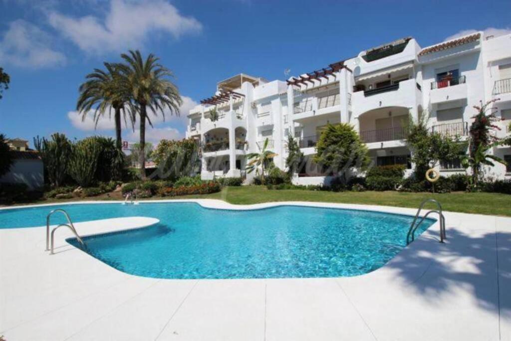 Oasis Sun Beach Costa Del Sol 에스테포나 외부 사진