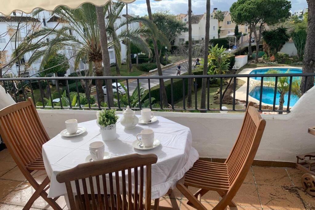 Oasis Sun Beach Costa Del Sol 에스테포나 외부 사진